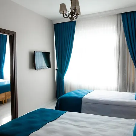 Hotel Taksim New Suites 2*